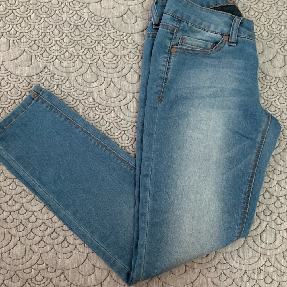skinny jeans